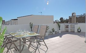 Apartamento Entero Con Solarium En Sabinillas, Con Piscina Y Al Lado Del Puerto De La Duquesa